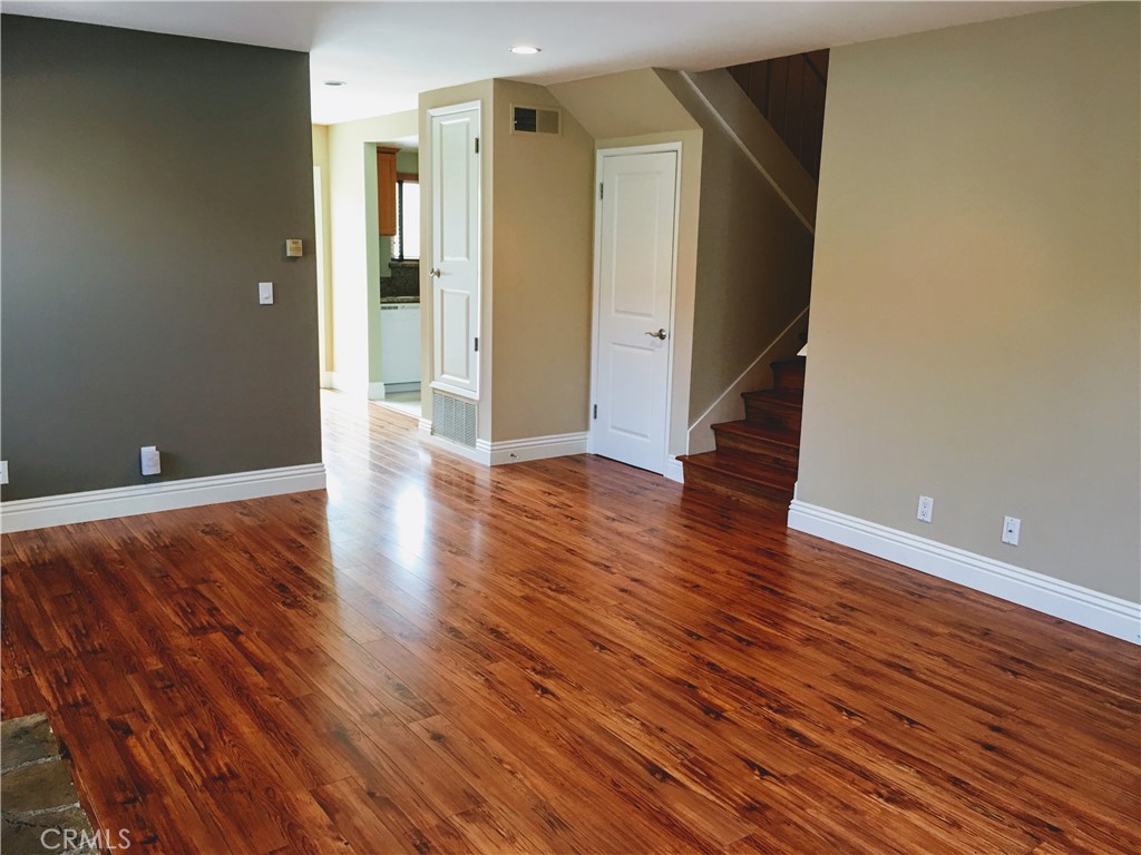 MLS #SB25190841 image #3