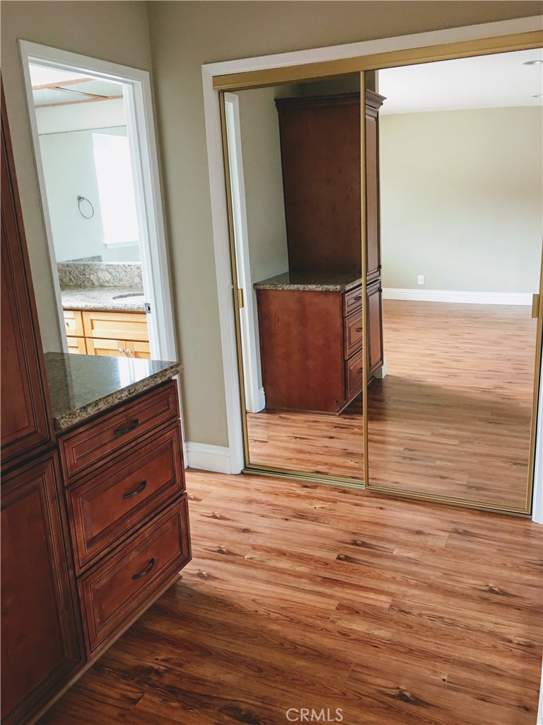 MLS #SB25190841 image #9