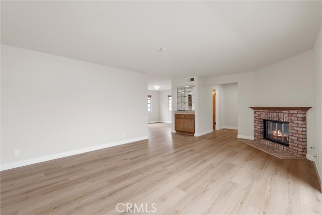 MLS #SB25191576 image #6