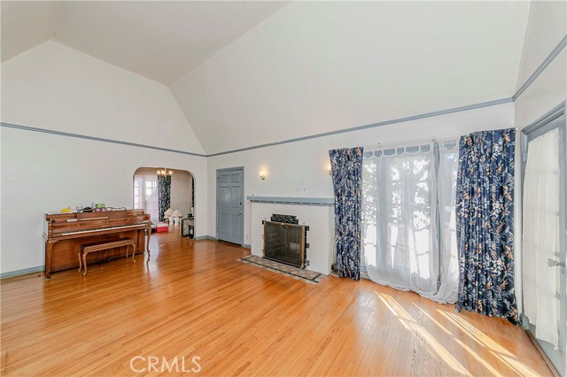 MLS #SB25191664 image #7