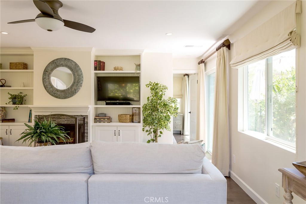 MLS #SB25191801 image #2