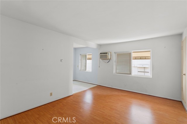 MLS #SB25192062 image #4