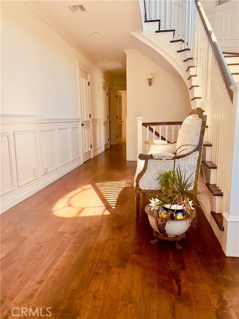 MLS #SB25192683 image #4