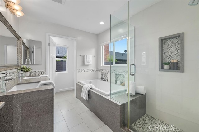 MLS #SB25192777 image #16