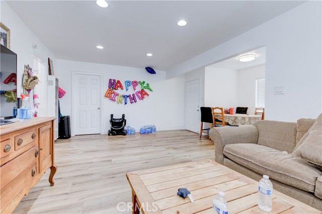 MLS #SB25193240 image #10