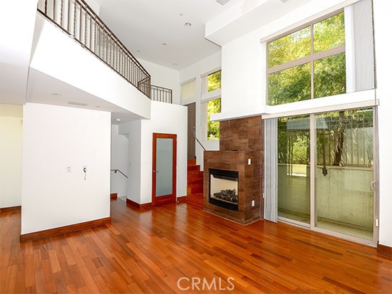 MLS #SB25194155 image #1