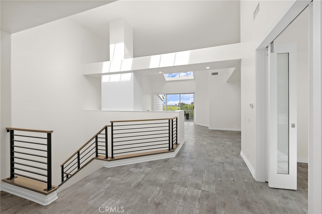 MLS #SB25194259 image #1