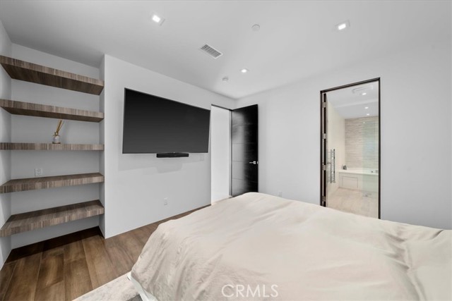 MLS #SB25194384 image #8