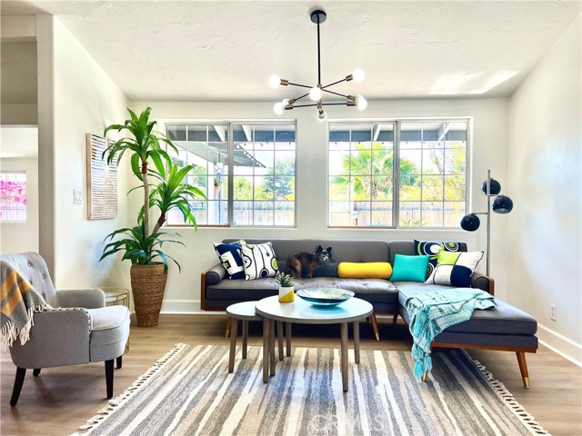 MLS #SB25194739 image #1