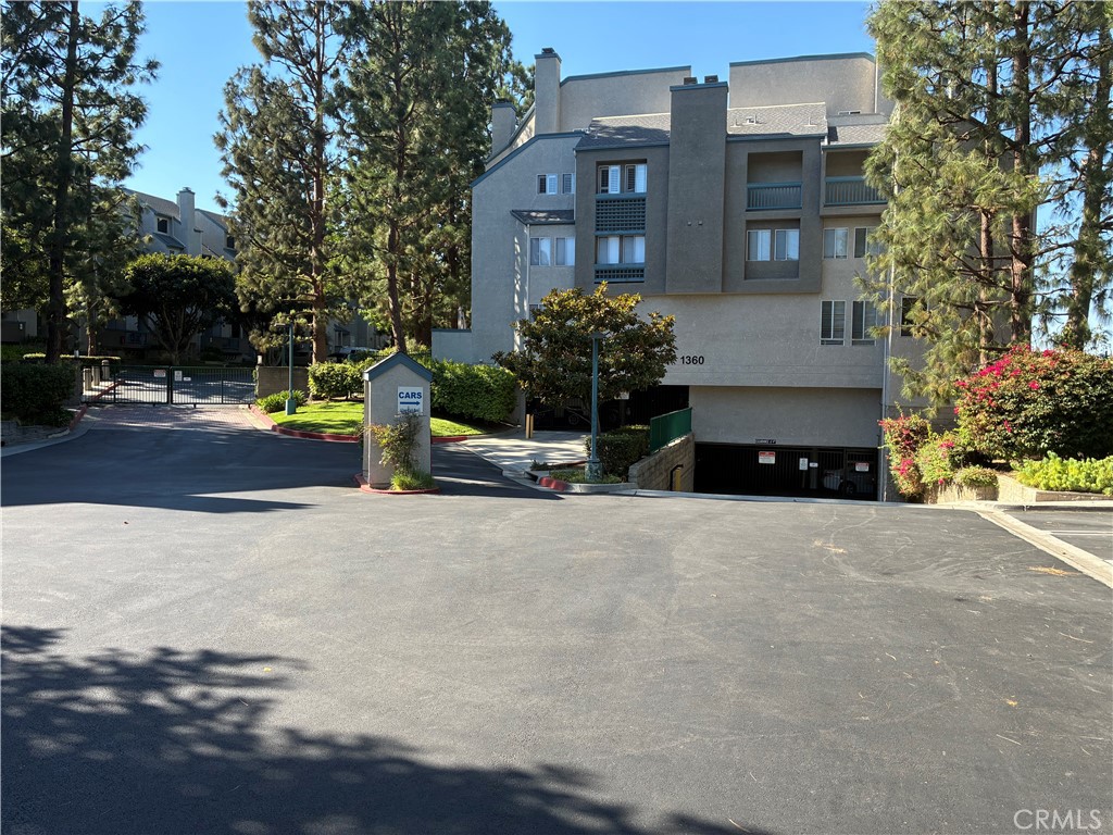 MLS #SB25195754 image #1