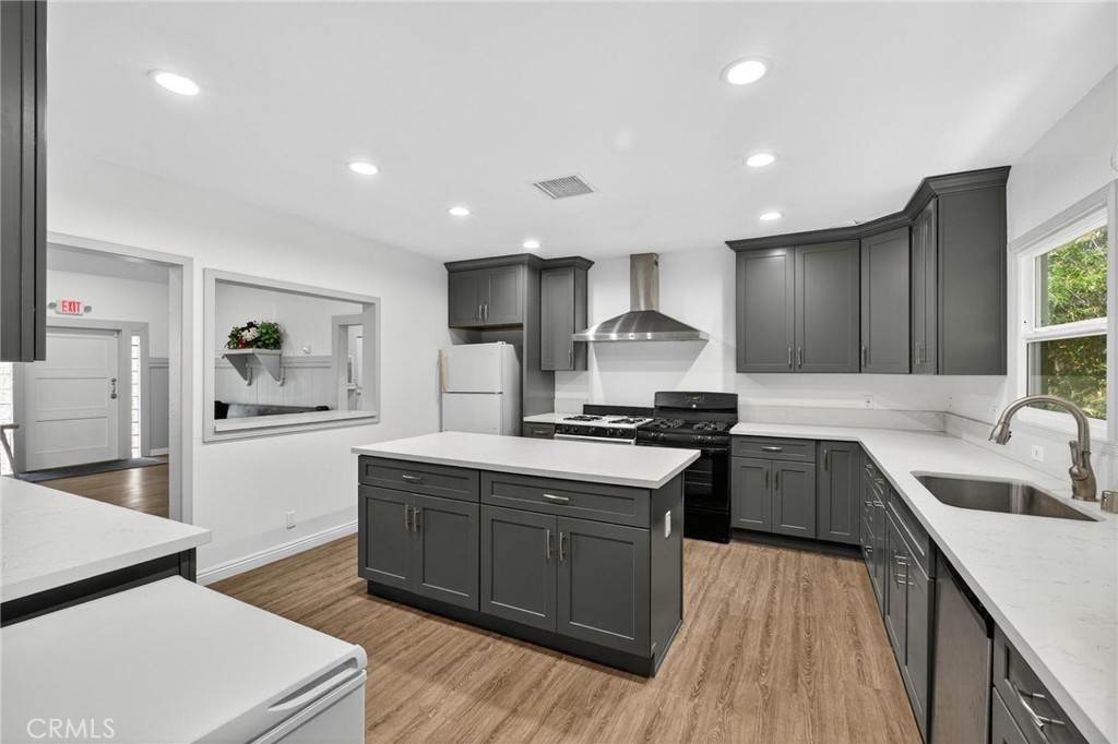 MLS #SB25197329 image #28