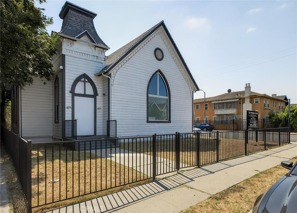 MLS #SB25197329 image #5