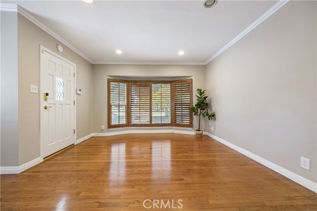 MLS #SB25197651 image #9