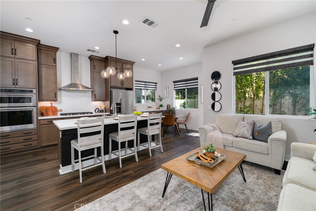 MLS #SB25198594 image #2