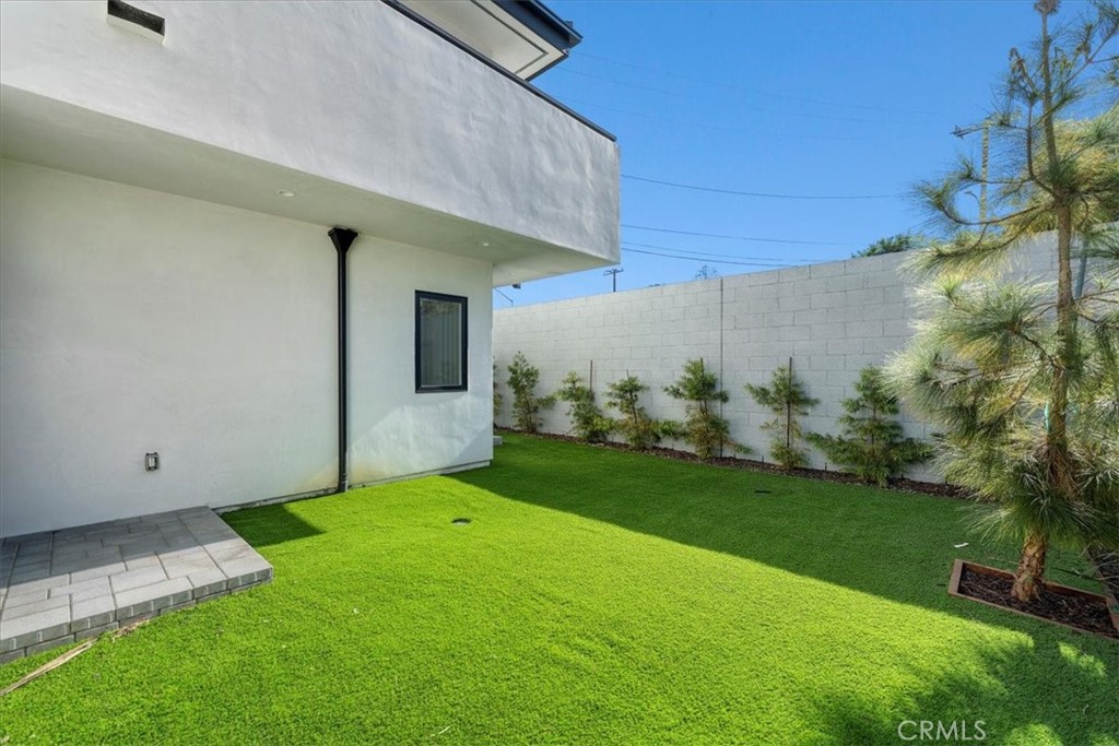 MLS #SB25198960 image #1