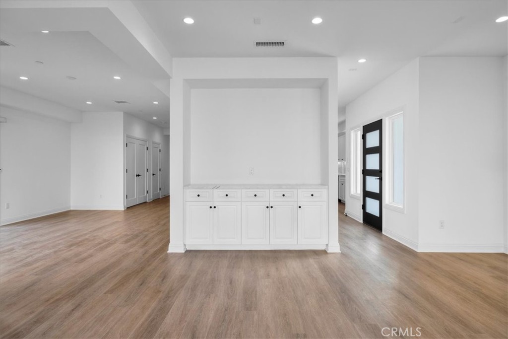 MLS #SB25198960 image #9