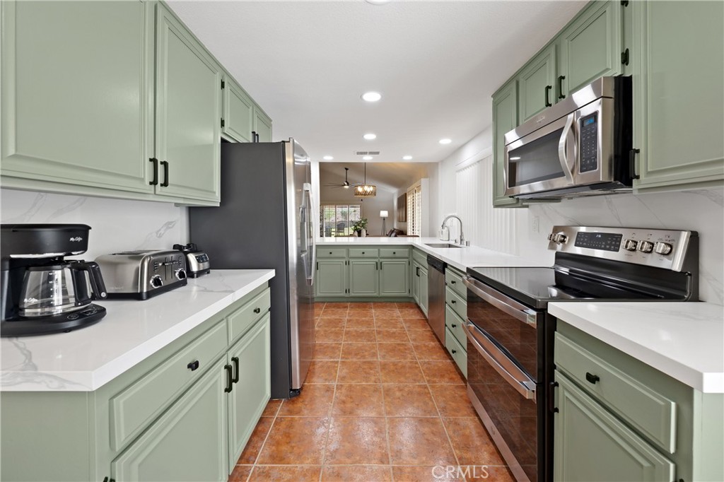 MLS #SB25199174 image #2