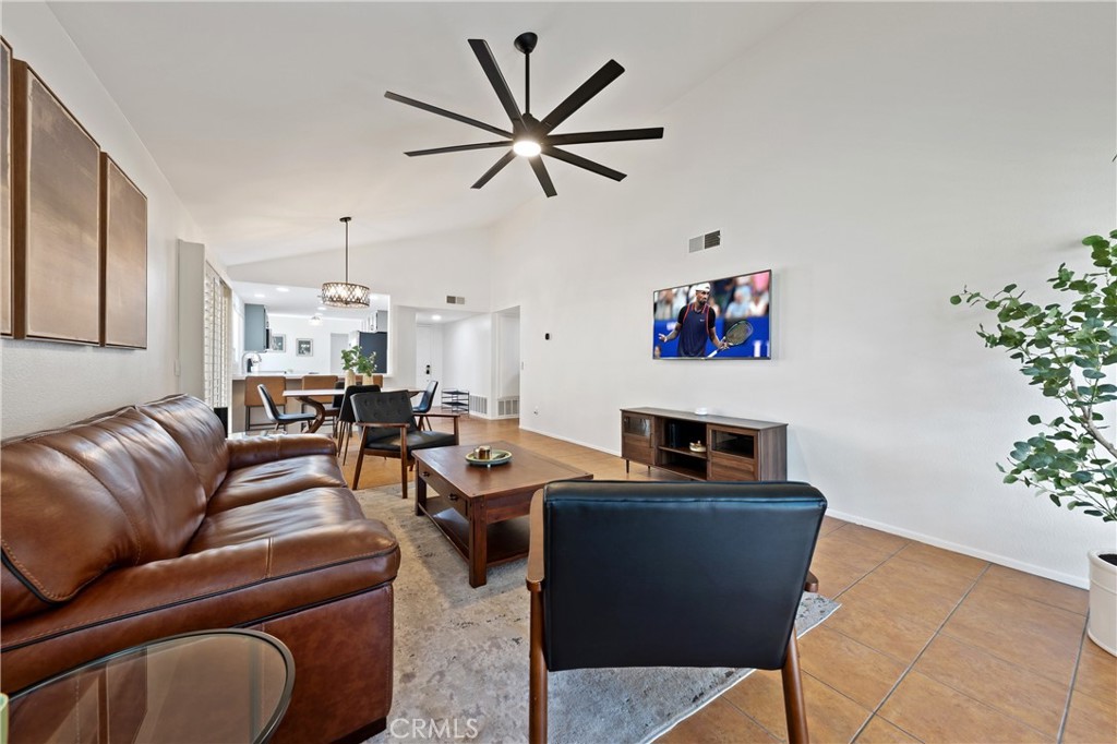 MLS #SB25199174 image #5