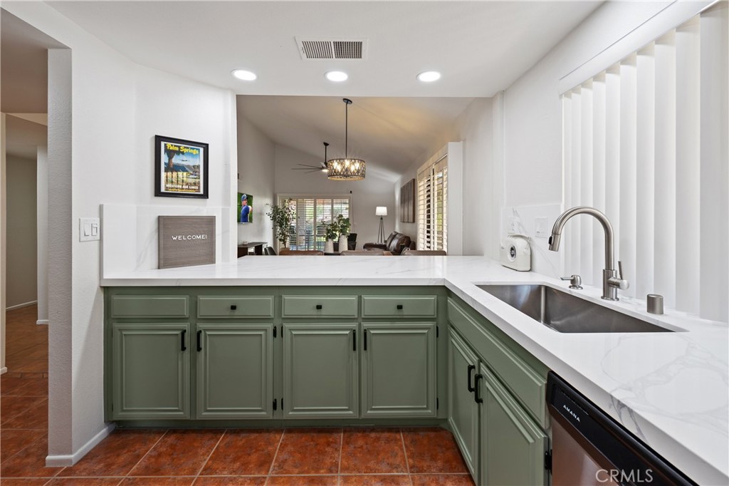 MLS #SB25199174 image #9