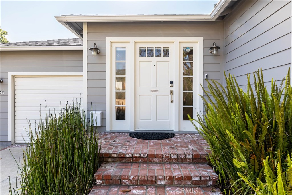 MLS #SB25199635 image #1