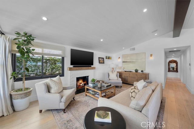 MLS #SB25200384 image #5