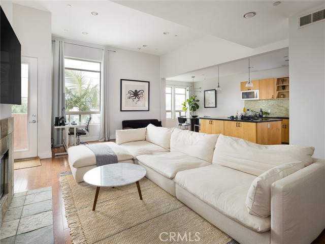 MLS #SB25201366 image #1