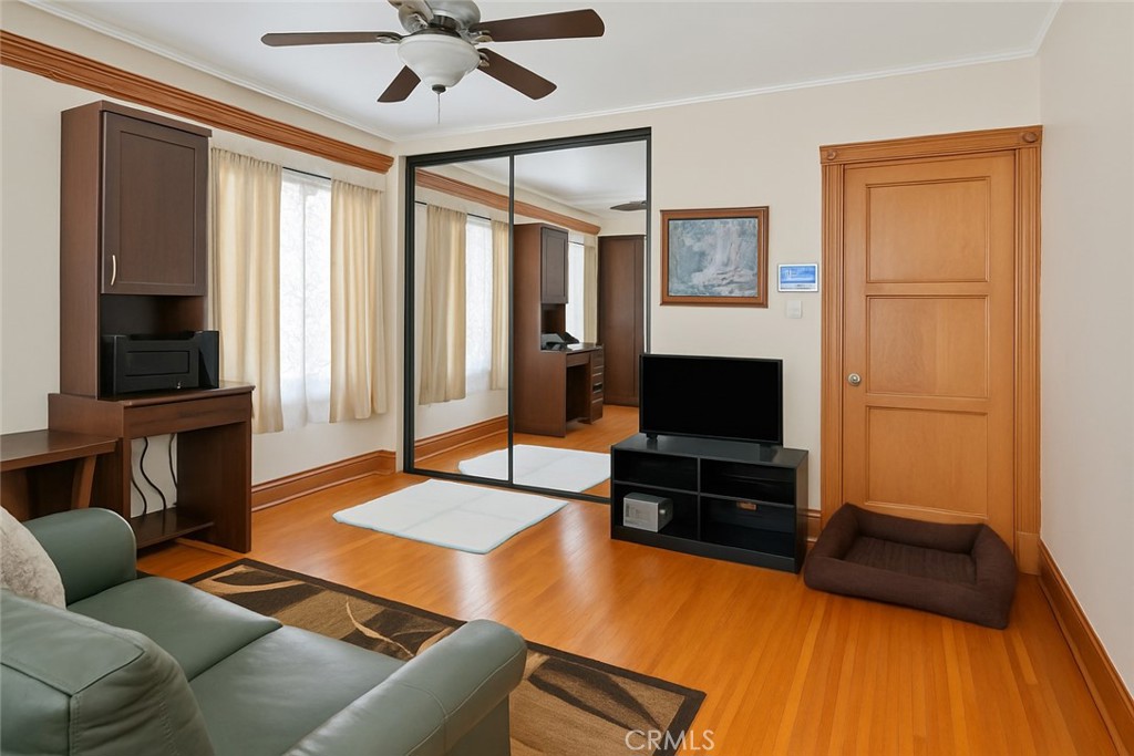 MLS #SB25203421 image #6