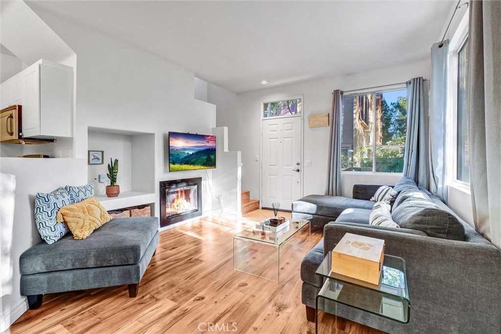 MLS #SB25203929 image #5