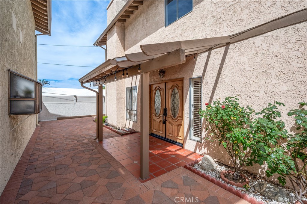 MLS #SB25204361 image #1