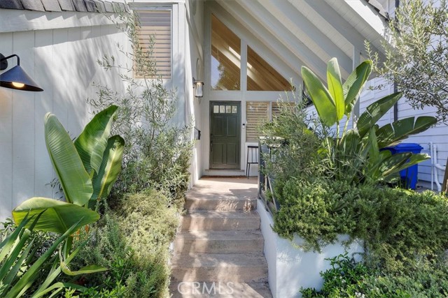 MLS #SB25204591 image #1