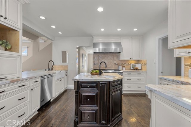 MLS #SB25204635 image #8