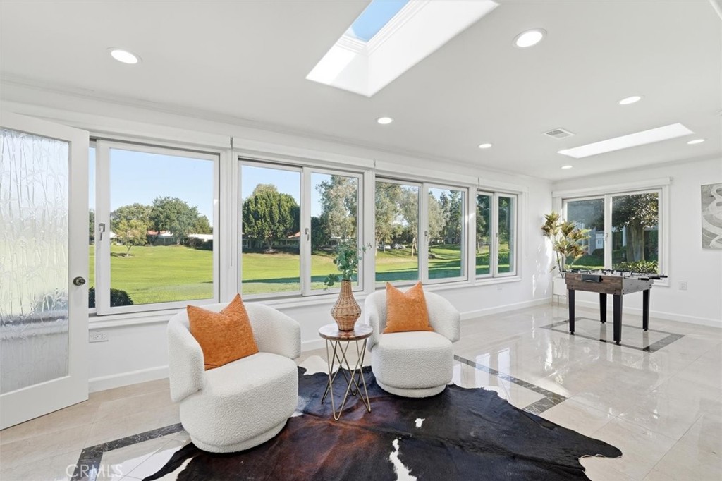 MLS #SB25208162 image #2