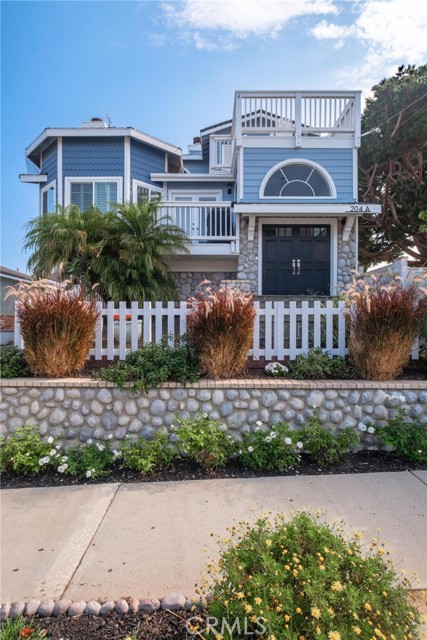 MLS #SB25214171 image #1