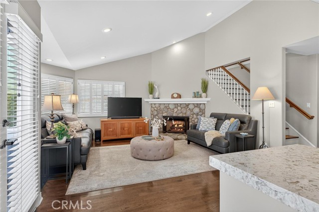 MLS #SB25214171 image #3