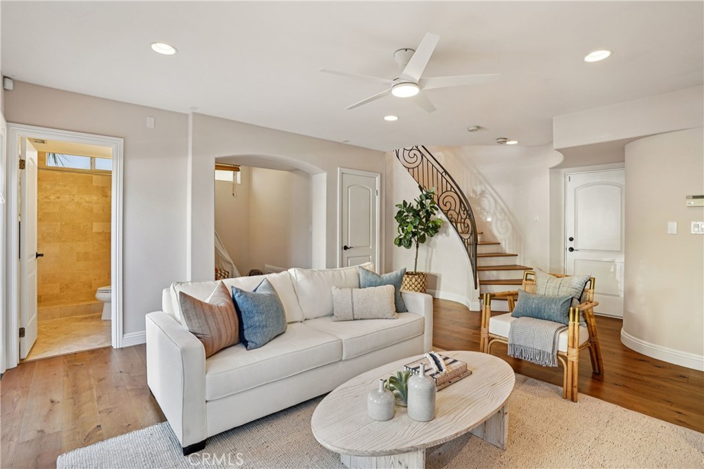 MLS #SB25214468 image #11