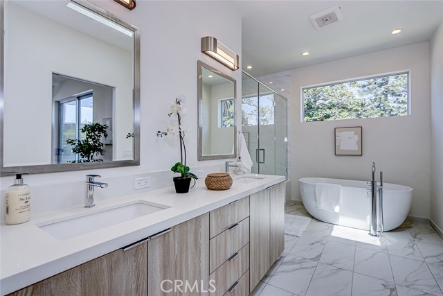 MLS #SB25215712 image #30