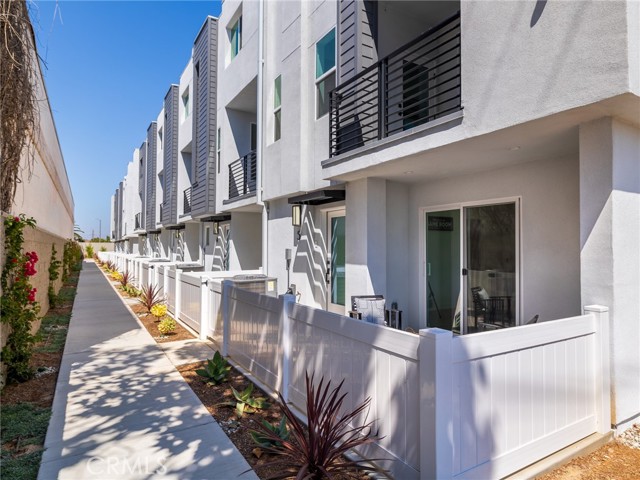 MLS #SB25215741 image #2