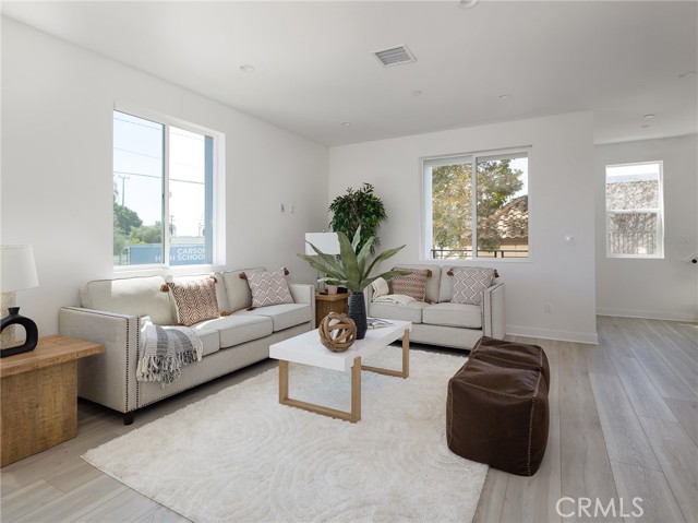 MLS #SB25215741 image #6