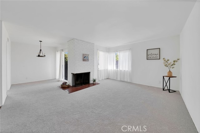 MLS #SB25216137 image #1