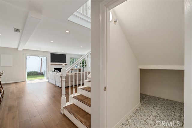 MLS #SB25216255 image #6