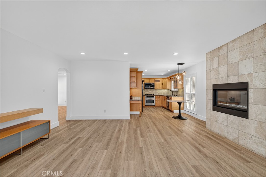 MLS #SB25216298 image #1