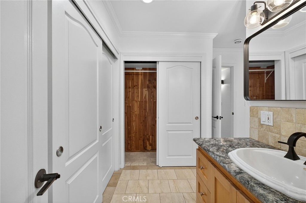 MLS #SB25216298 image #9