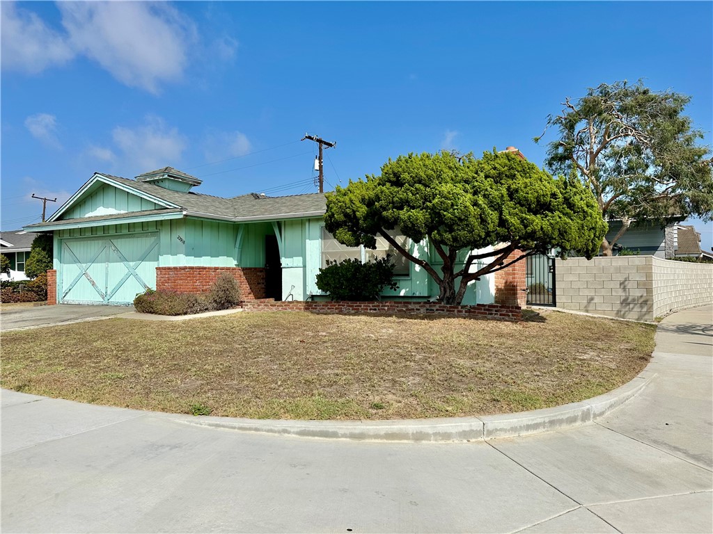 MLS #SB25216301 image #1