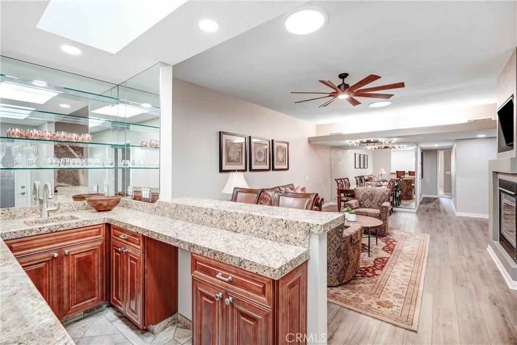 MLS #SB25216561 image #4