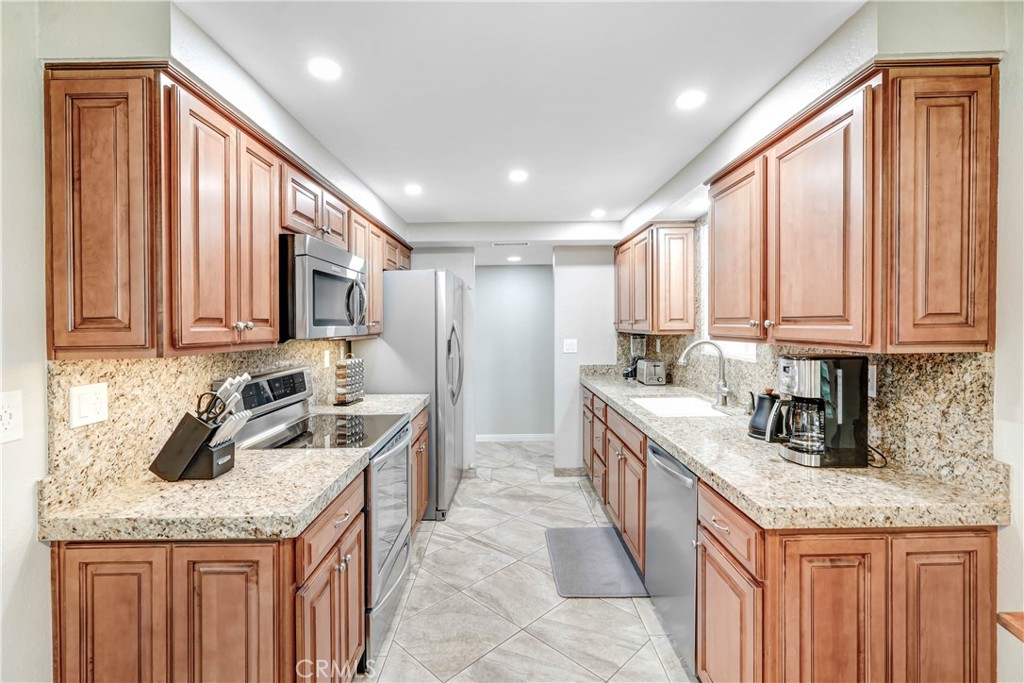 MLS #SB25216561 image #5