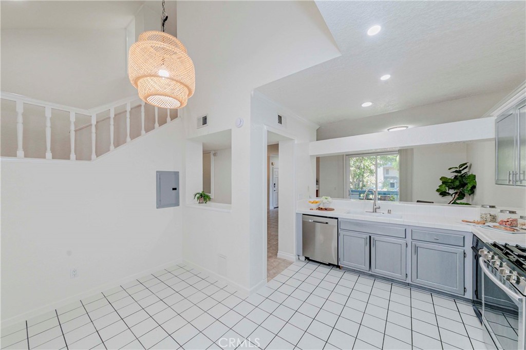 MLS #SB25216851 image #7