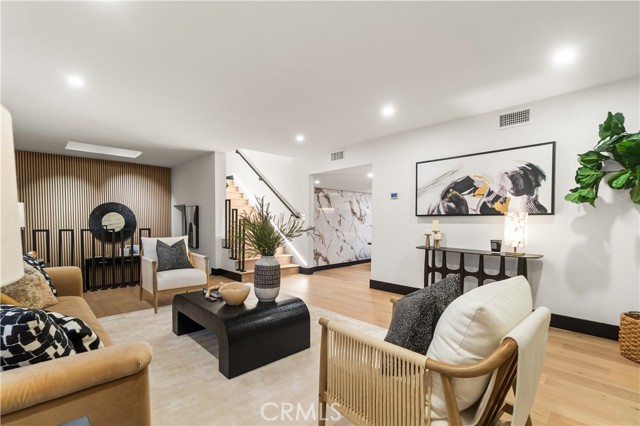 MLS #SB25216989 image #8