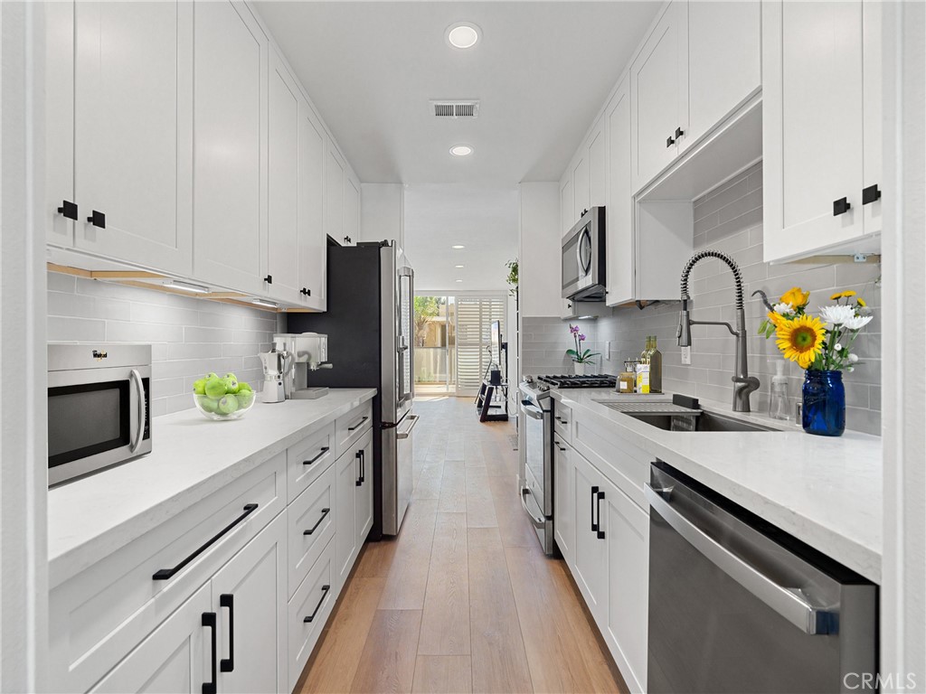 MLS #SB25217609 image #3