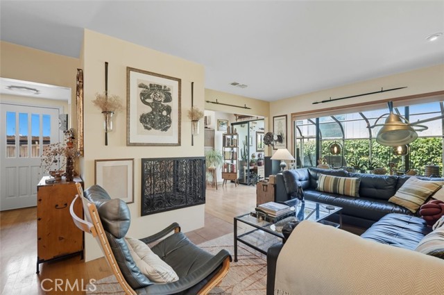 MLS #SB25218335 image #12