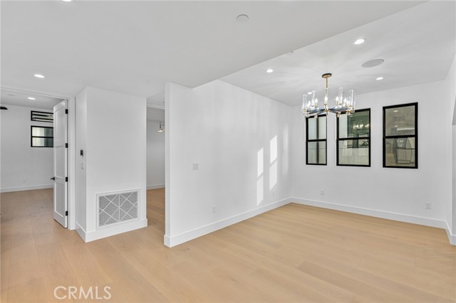 MLS #SB25218545 image #10